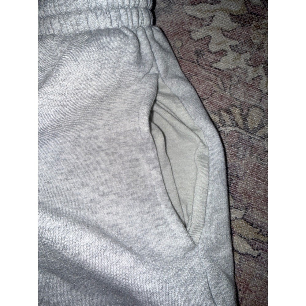 Victoria's Secret PINK Gray Campus Fleece Lounge Shorts Logo Pockets Size Large - Picture 6 of 6